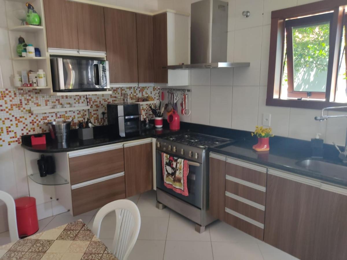Linda Casa Com Piscina Em Interlagos Vila Velha Es 빌라 외부 사진