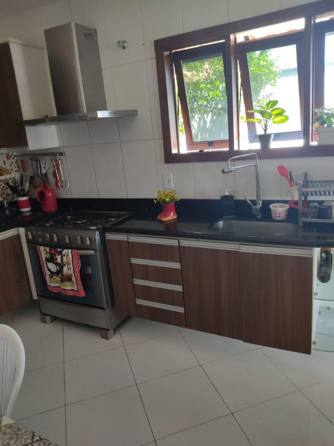 Linda Casa Com Piscina Em Interlagos Vila Velha Es 빌라 외부 사진