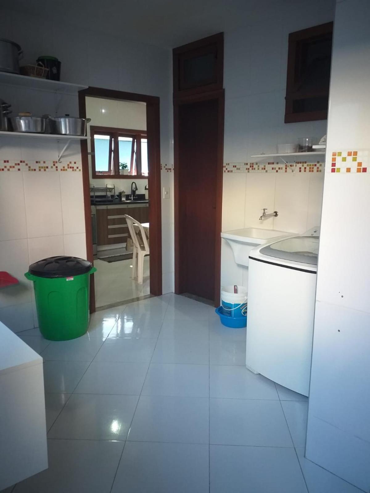 Linda Casa Com Piscina Em Interlagos Vila Velha Es 빌라 외부 사진